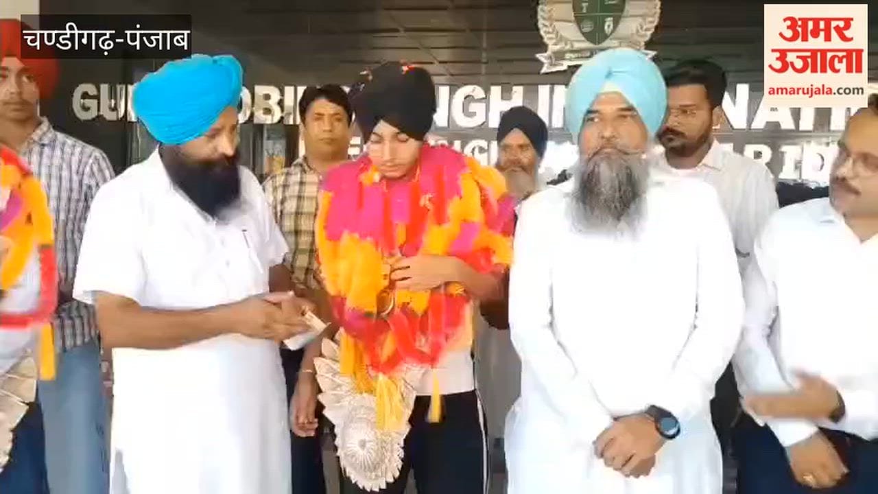 Gurmanpreet from GGS International School, Guruharsahai, won a gold medal at the National Athletics meet.