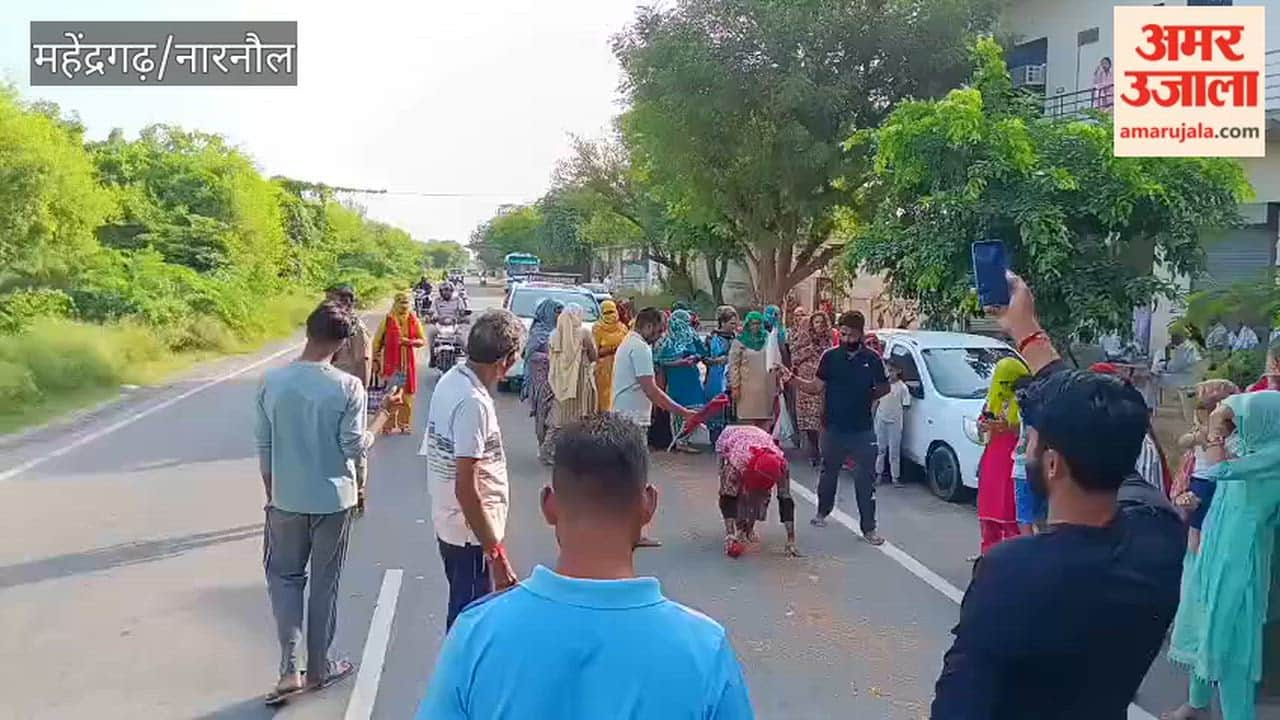 Khatu Shyam Dandavat Yatra: Renu Harivanshi reached Chhilro village; villagers welcomed her.