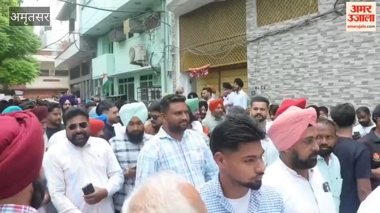 AAP stages a massive protest outside MP Tarun Chugh's residence in Amritsar; questions raised against BJP MPs.