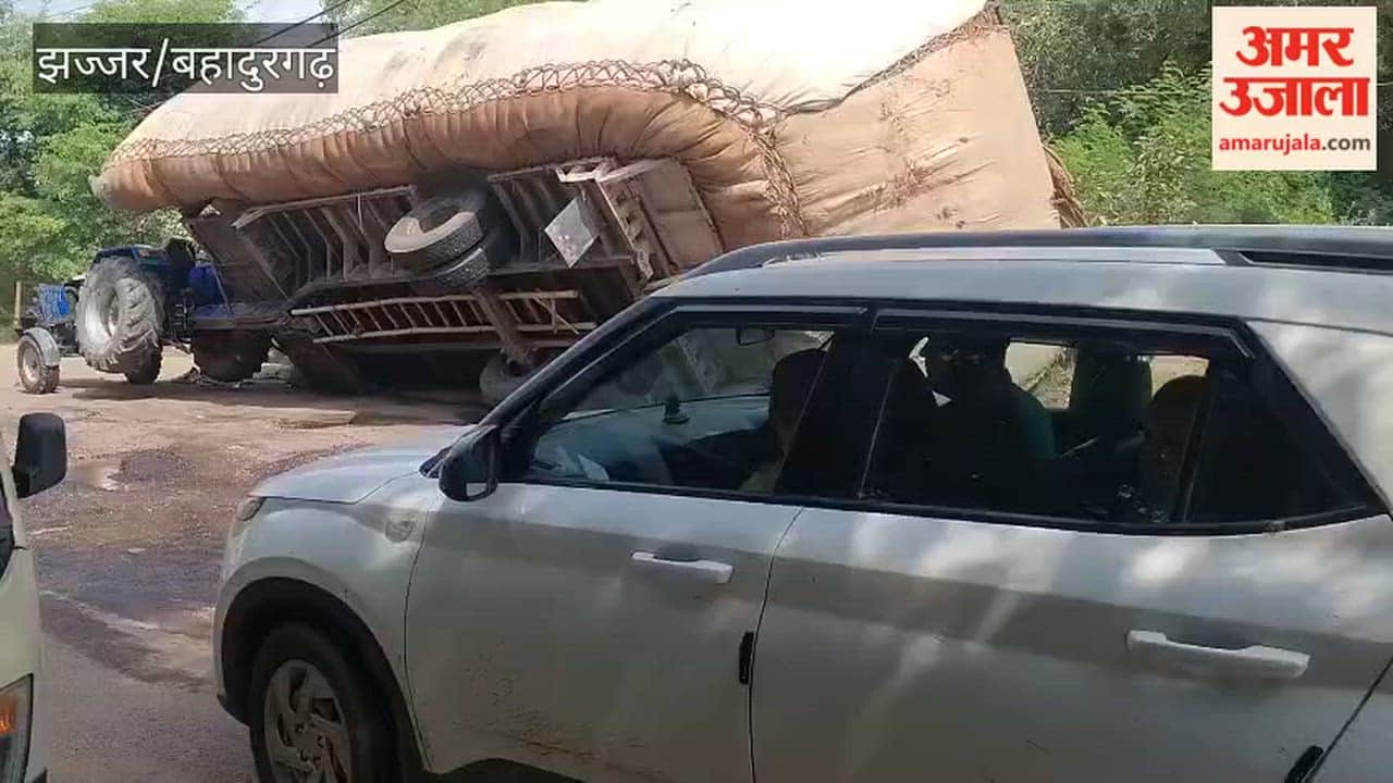 Damaged road near Beri Dhandhlan becomes a source of trouble; motorists getting injured while trying to avoid potholes.