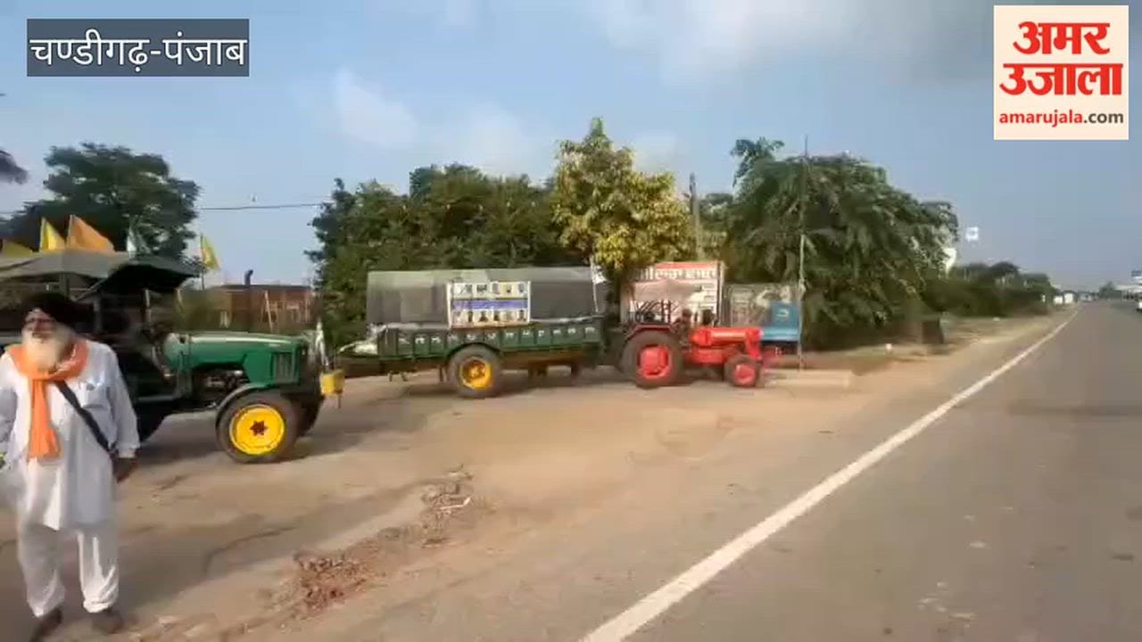 Farmers set off for Chandigarh from Zira, travelling on 32 tractor-trolleys.