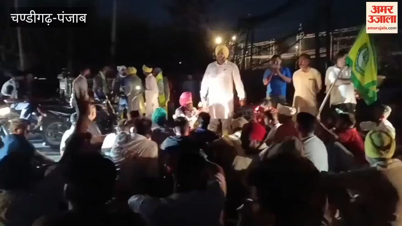 Farmers in Moga angry over power cuts.