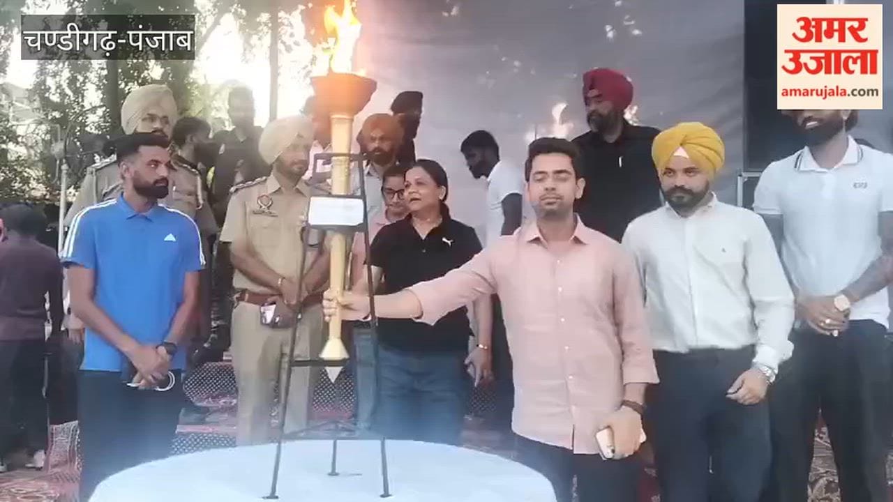 Grand welcome for the 'Khedan Watan Punjab Diyan-2026' torch in Moga