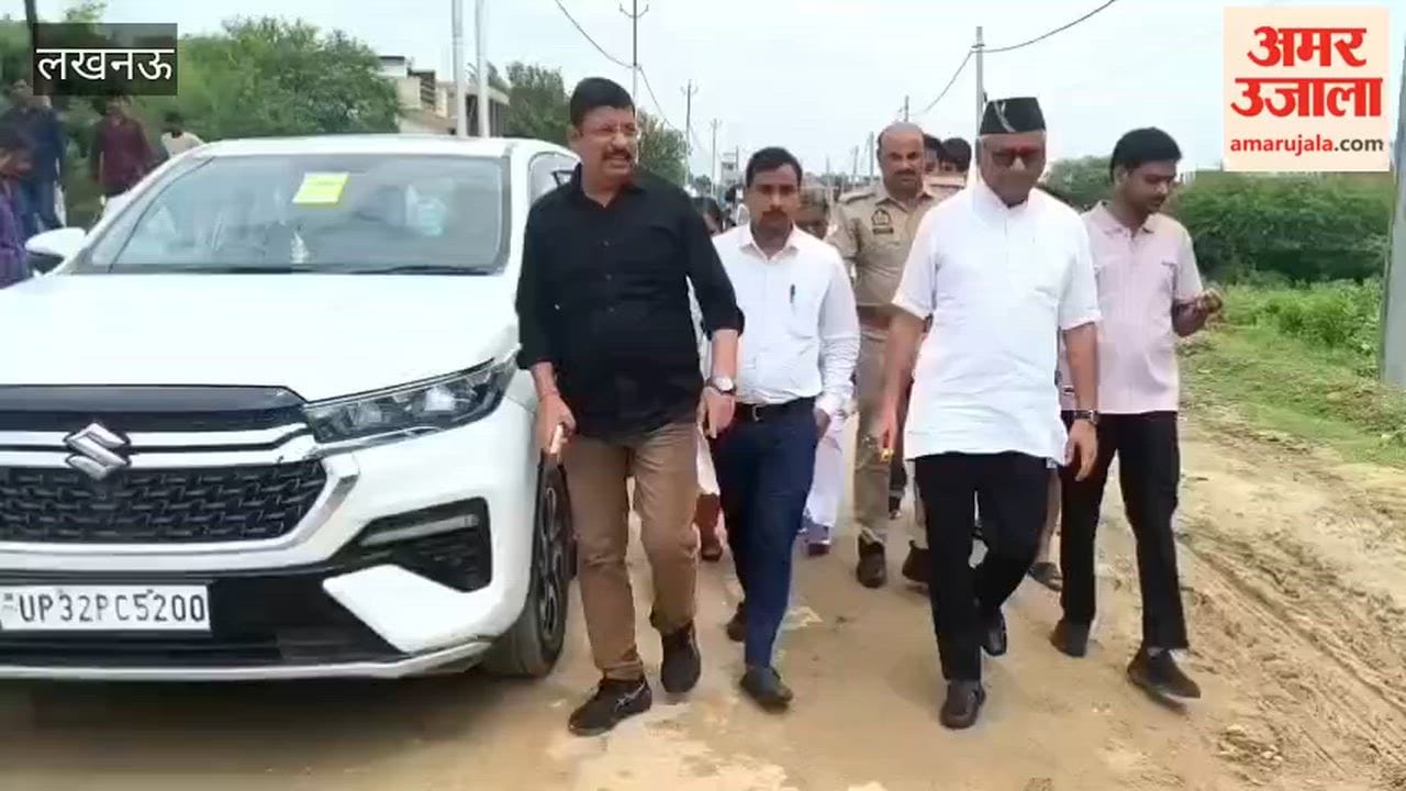 लखनऊ के दाउदनगर में जलभराव, पांच पंप लगाए गए, पक्का नाला काटकर शुरू कराई निकासी