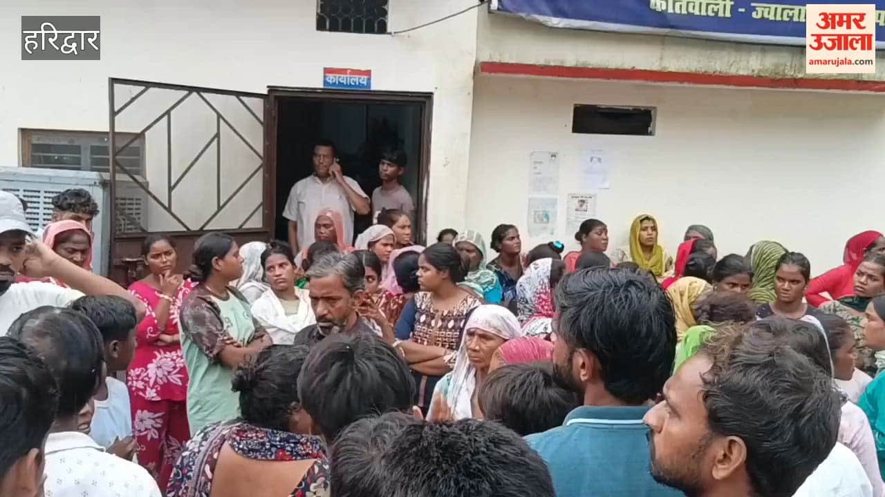 Haridwar:Teenager injured in car collision dies; family creates a ruckus at the police outpost