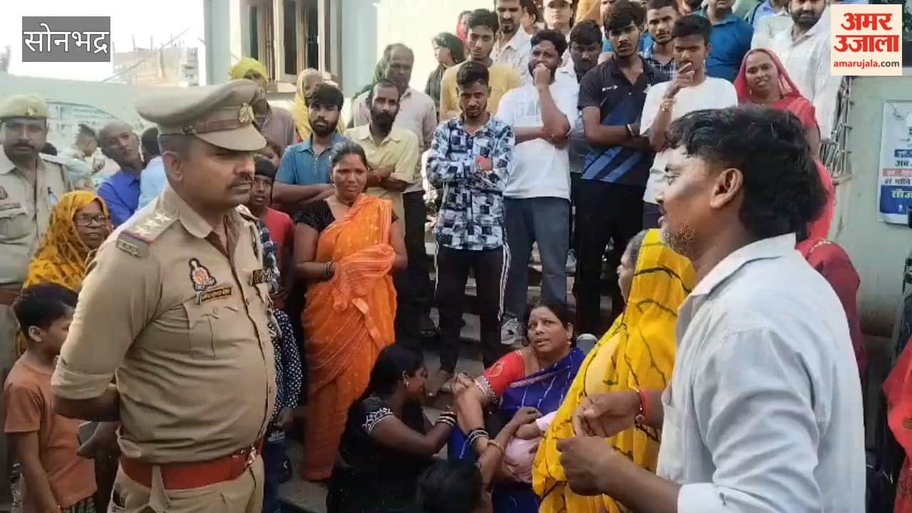 Mourning over the deaths of two people in private hospitals