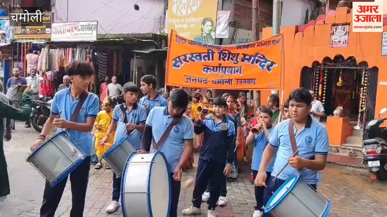 Grand tableau procession held in Karnaprayag on Shri Krishna Janmashtami