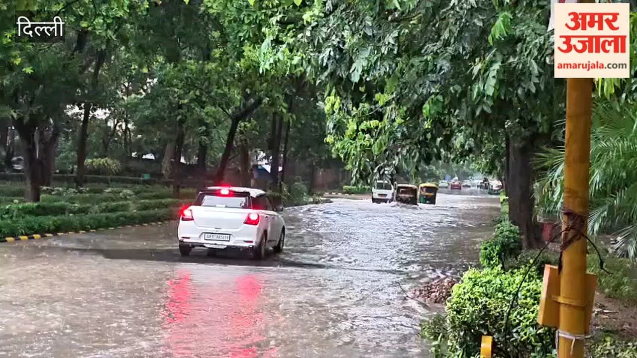Waterlogging in Delhi following heavy afternoon rain
