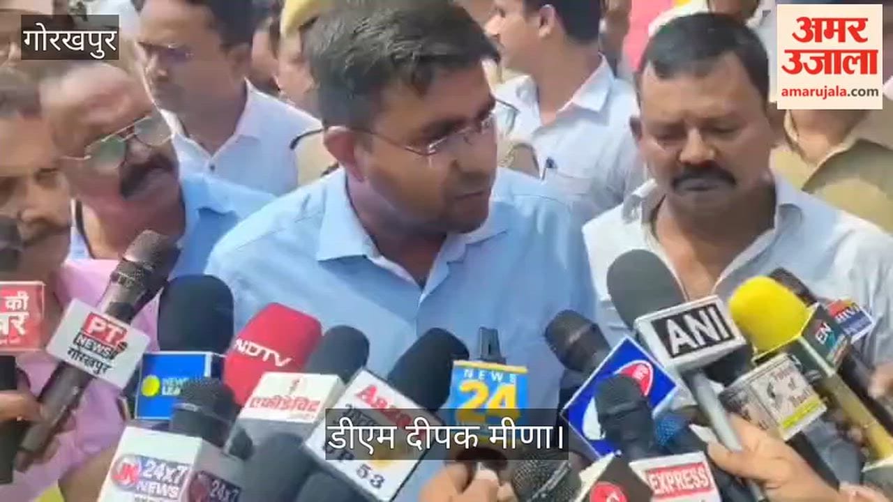Roof of Vaikunth Dham collapses, one dead; commotion at district hospital – VIDEO