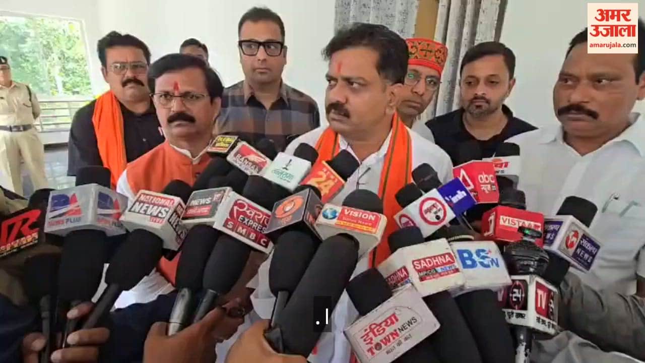 Chhattisgarh Deputy Chief Minister Vijay Sharma attended the 'Seva Sankalp Abhiyan' workshop.