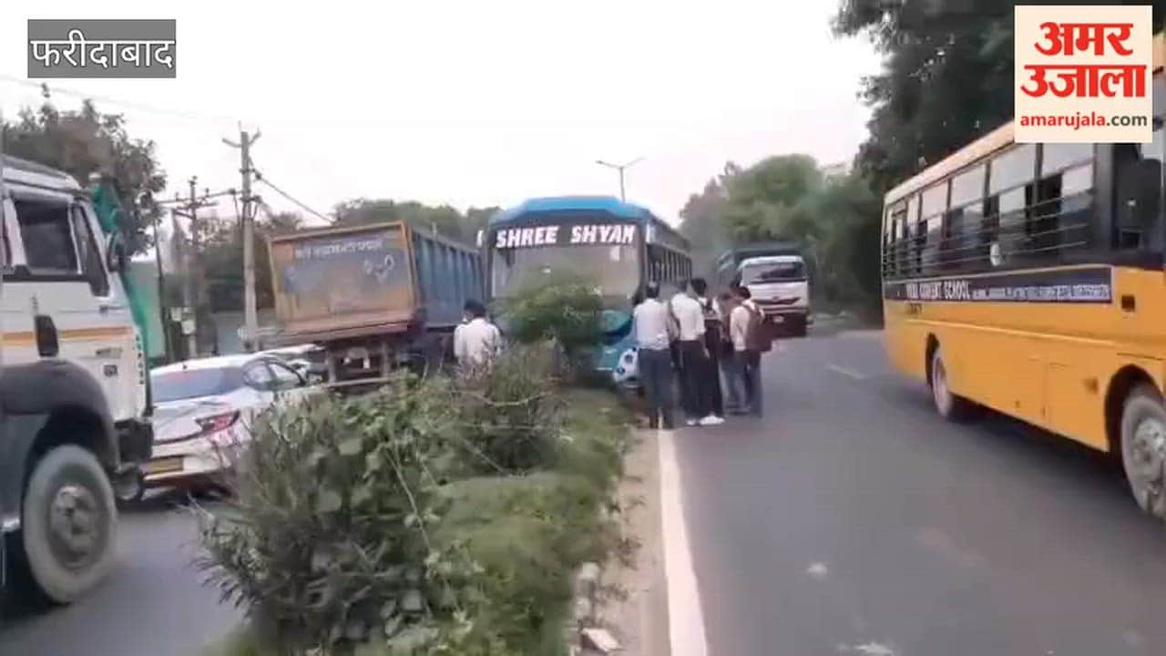 Bus accident on Faridabad-Gurugram Road
