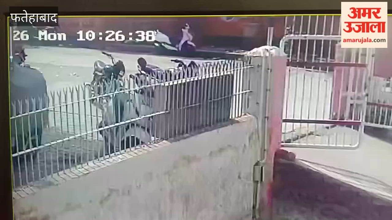 Motorcycle stolen in broad daylight in Tohana; bike swiped from outside the post office.