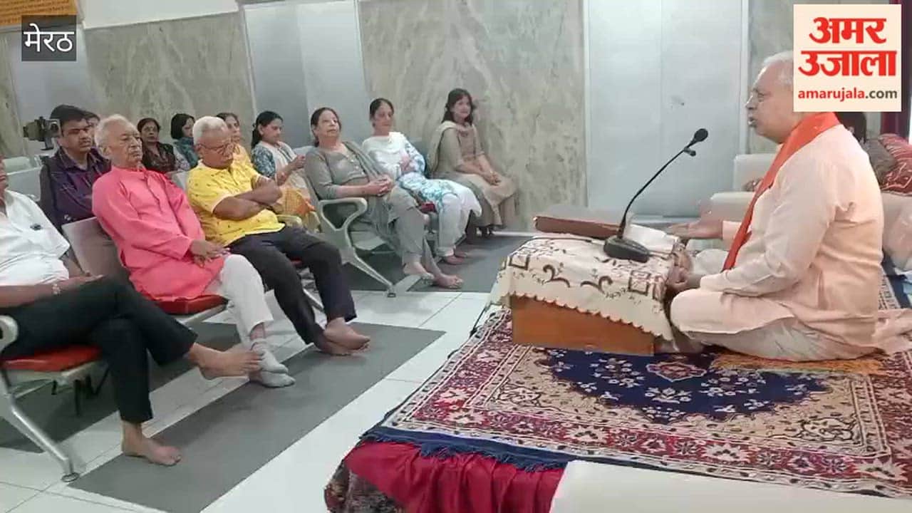 Meerut: Teachers' Day and Janmashtami celebrated; the message of Krishna's life was highlighted.