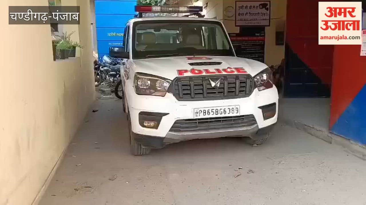 Moga Police arrested the accused with illegal weapons.