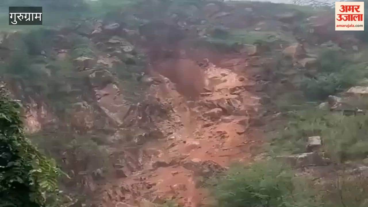 landslide on Leopard Trail hillside left rocks and mud debris on road