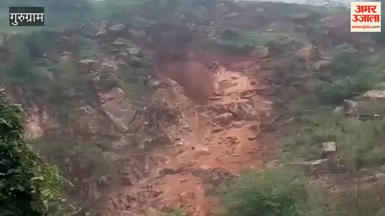 landslide on Leopard Trail hillside left rocks and mud debris on road