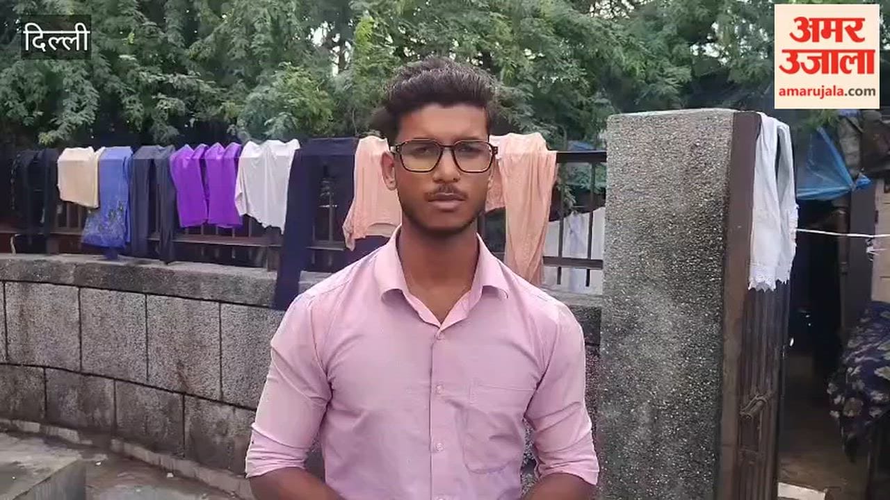 Residents near Geeta Colony have been deprived of water for two months