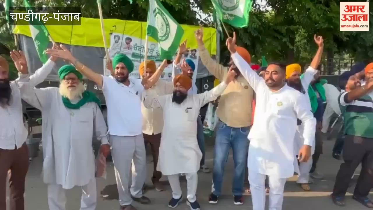 Farmers have started returning from the Mohali-Chandigarh border.