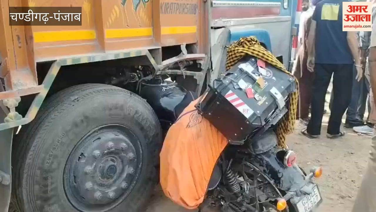 Gujarat youth dies in road accident