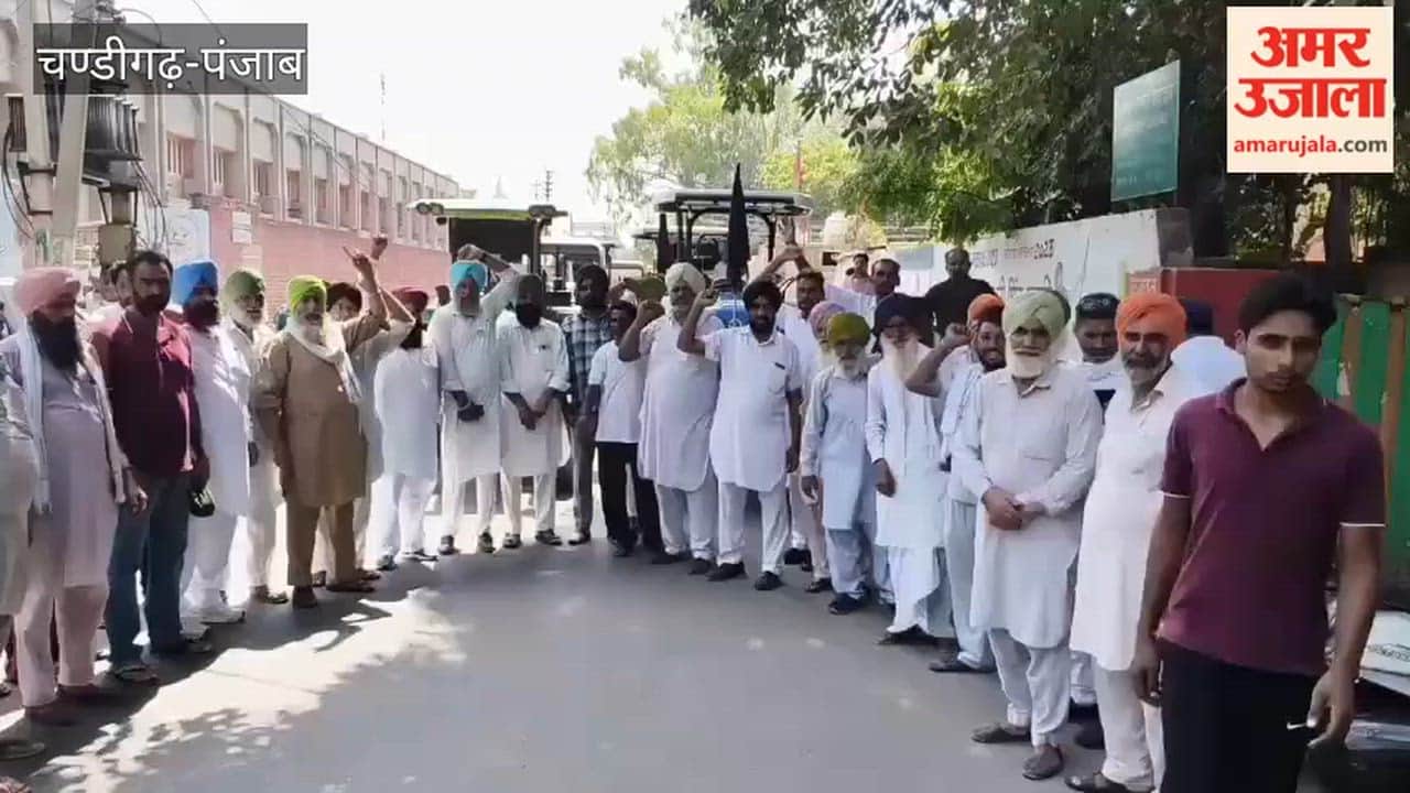 Villagers upset with sewage water on the road staged a tractor march in Faridkot.