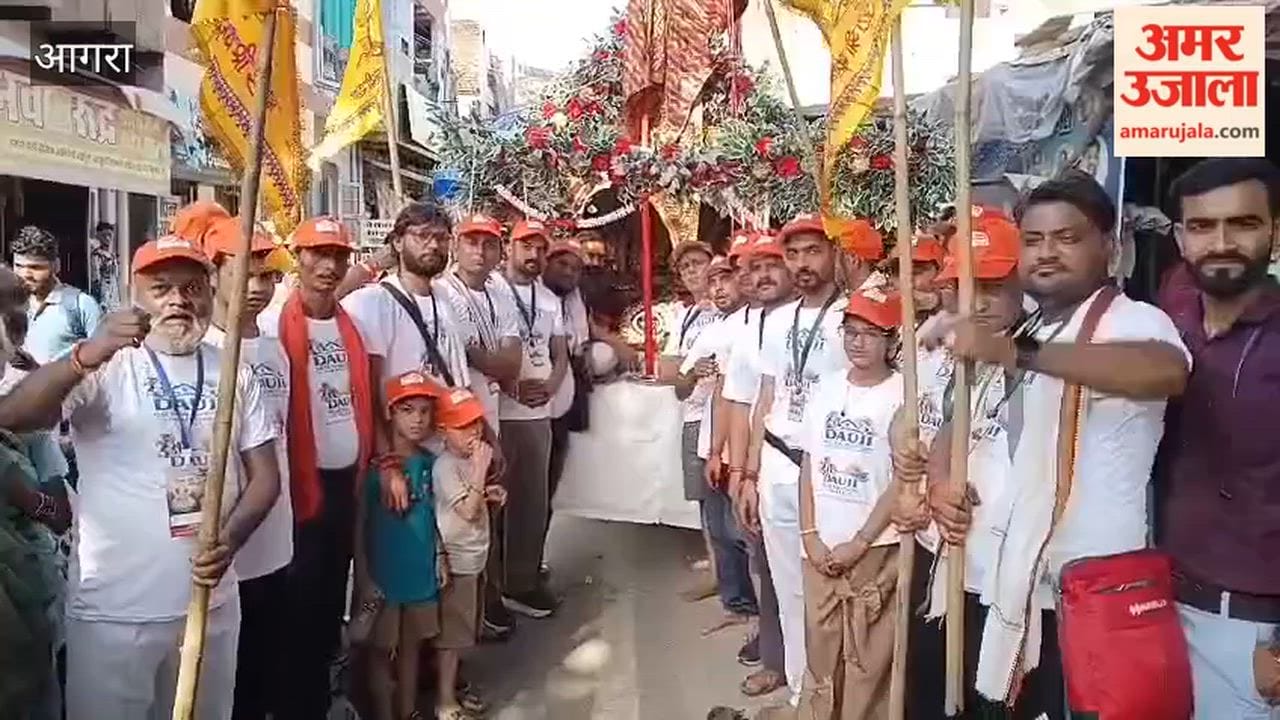 Dak Nishan Yatra taken out amidst chants hailing Baba Khatu Shyam