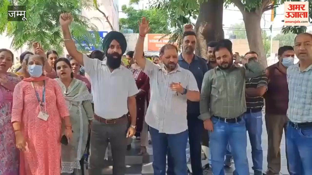 NHM employees' protest begins