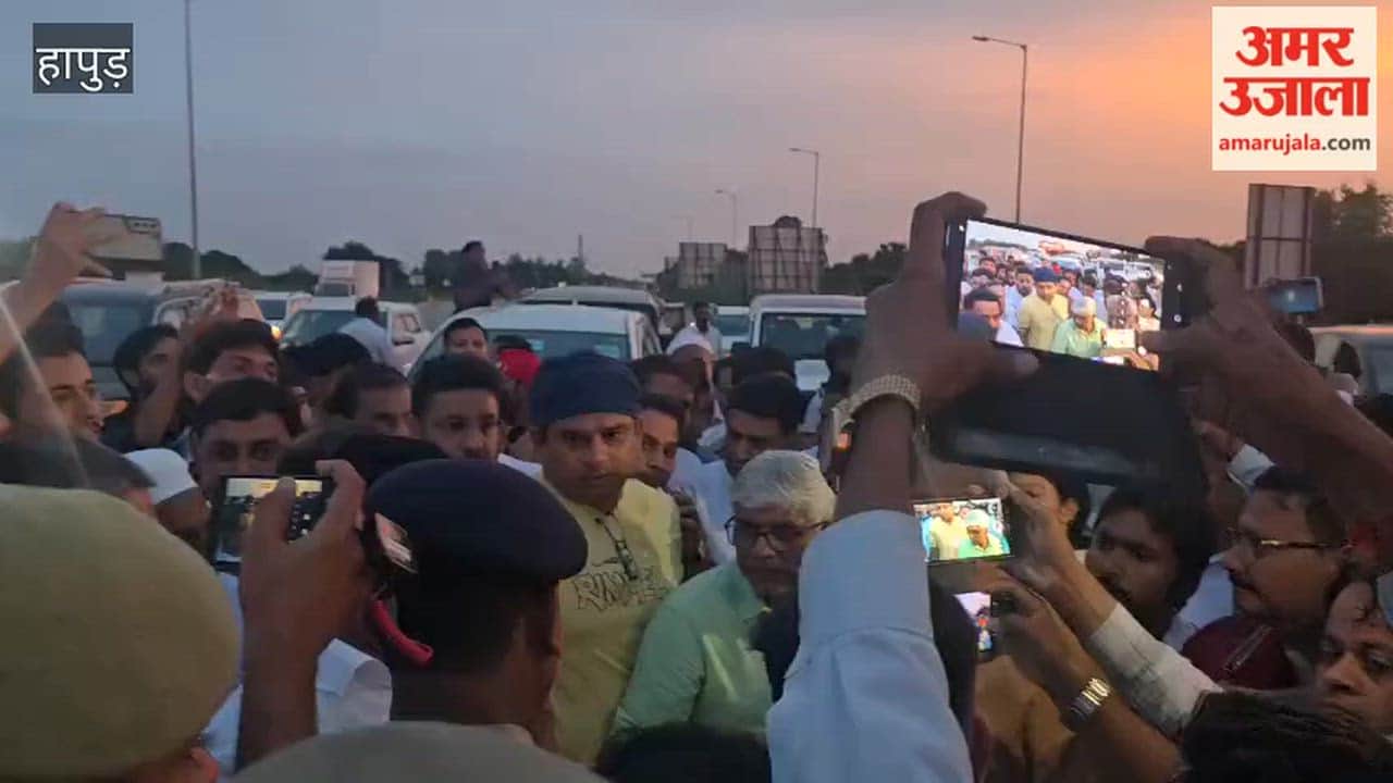 Police stopped Congress state in-charge n Hapur