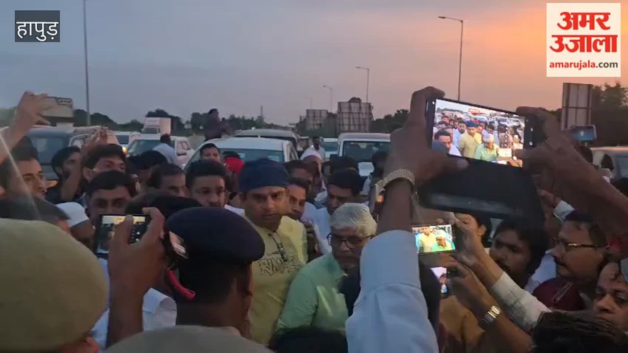 Police stopped Congress state in-charge n Hapur
