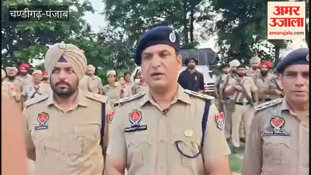 Pathankot Police launched a campaign against drugs.