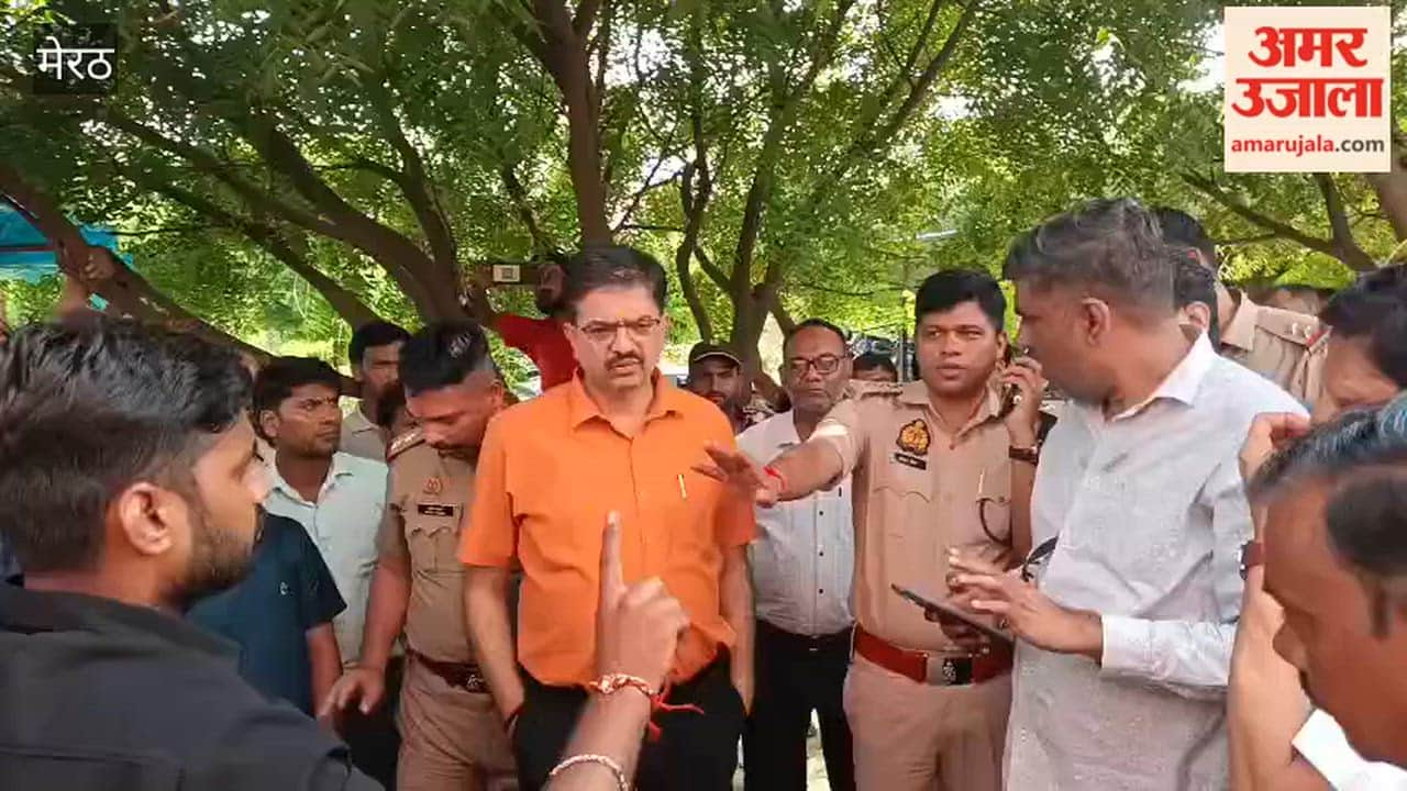 Meerut: Conductors' strike over nine-point demands continues for the third day.