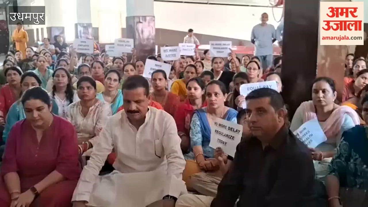NHM employees' strike in Udhampur continues for the fourth day