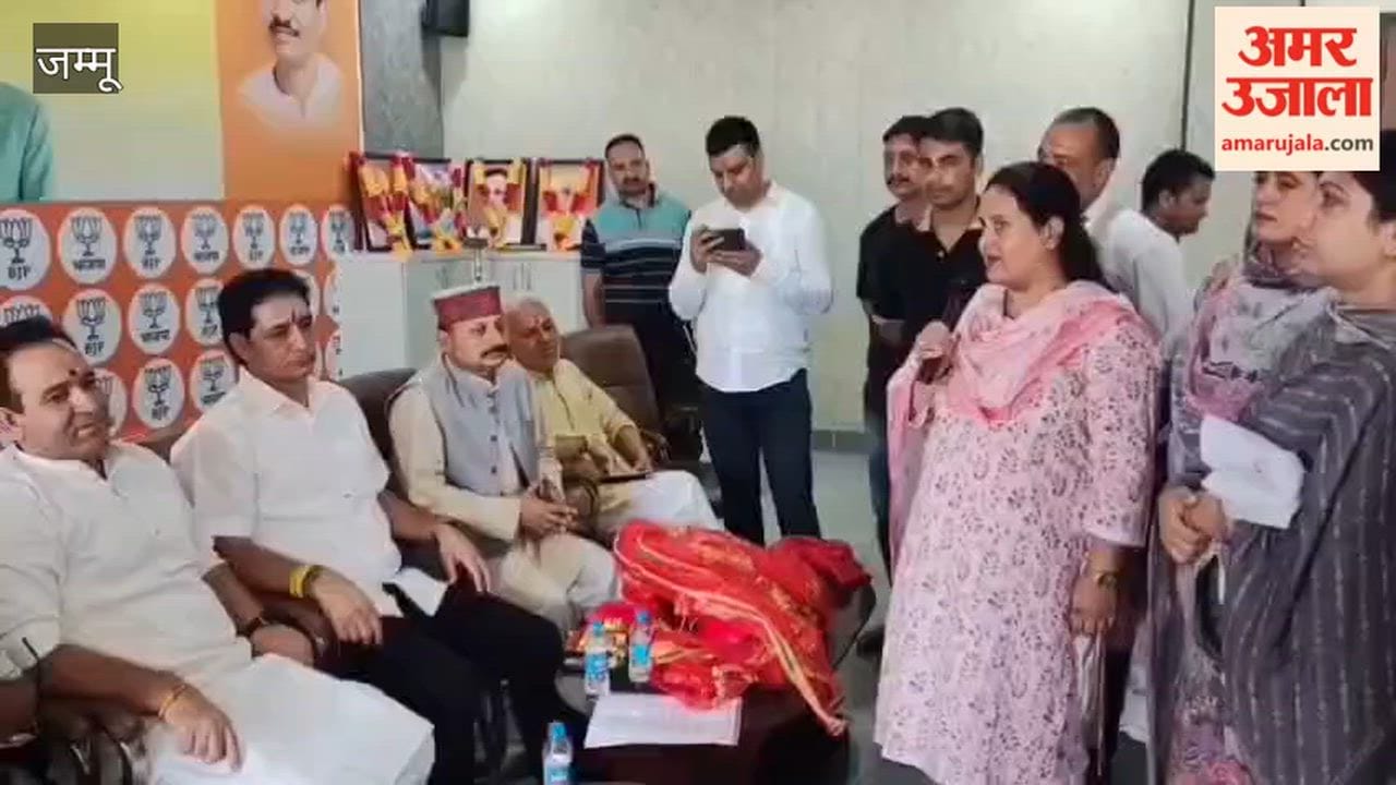 NHM employees in Doda appeal to Sunil Sharma