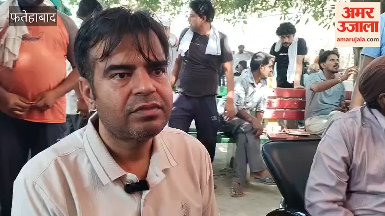 In Fatehabad, DMC itself imposed attendance of dismissed and suspended employees, sanitation workers returned to work in the district