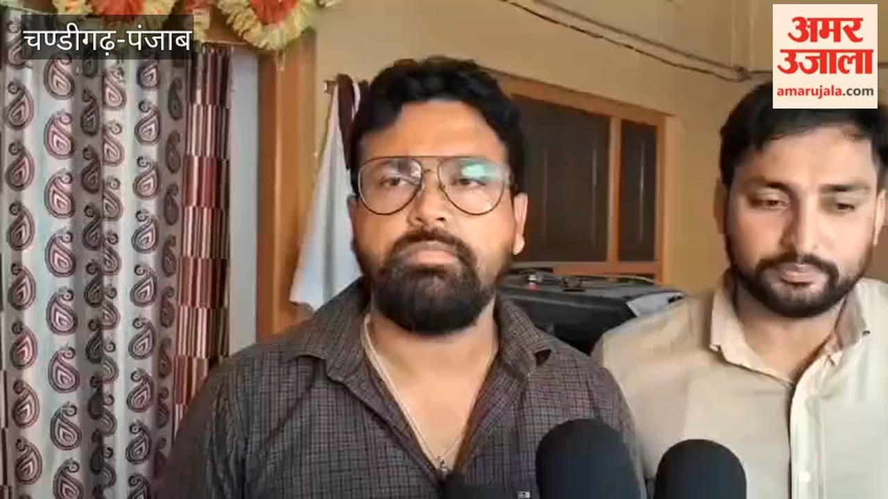 Food Safety Department raids Mallanwala; 15 quintals of spurious desi ghee seized.