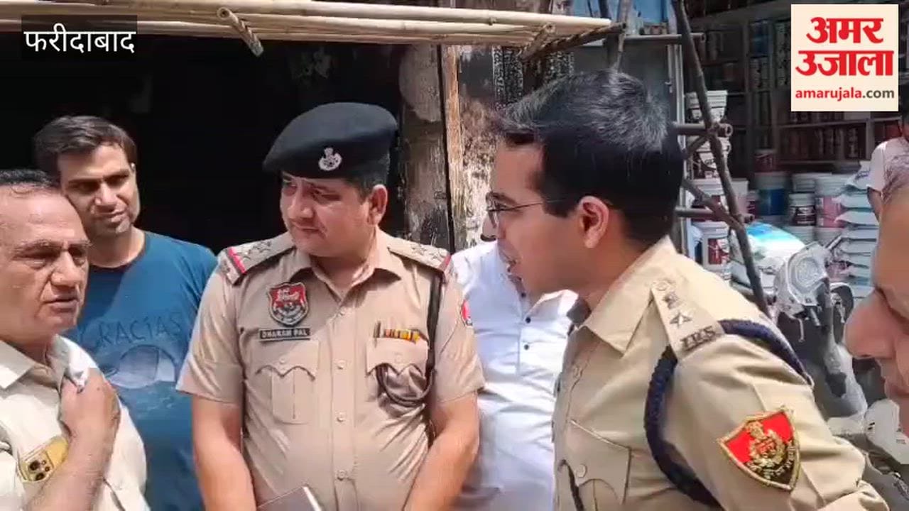 DCP inspects Ballabhgarh market following fire incident