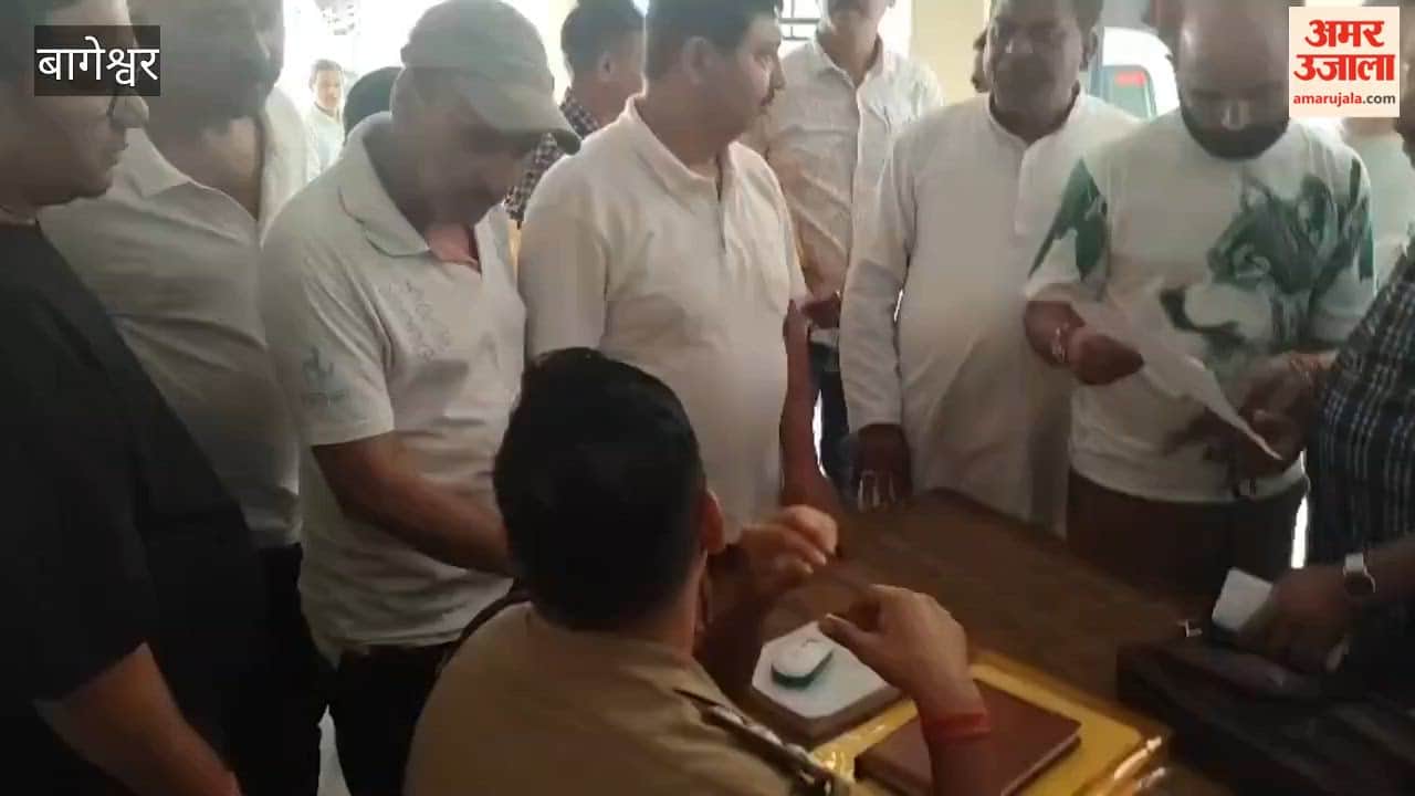Heated exchange between traders and police; warning of market shutdown if arrests are not made within 72 hours.
