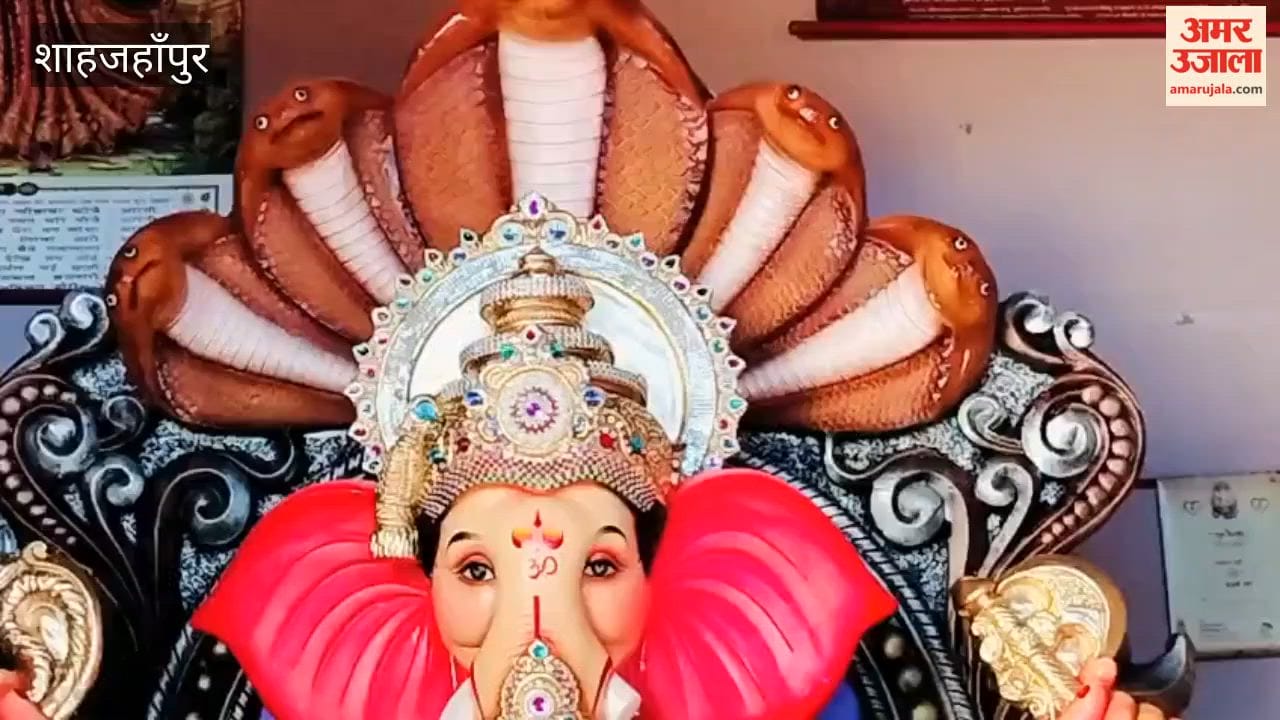 Idol of Lord Ganesha brought from Mumbai in Shahjahanpur