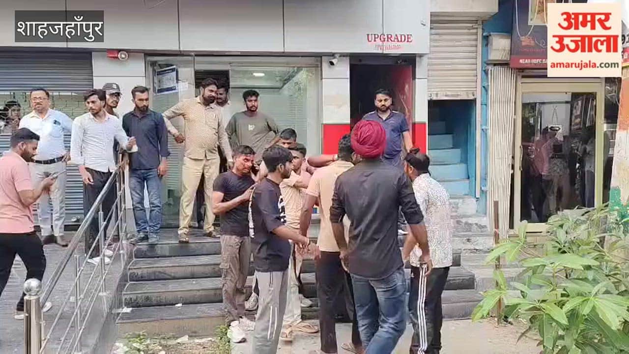 : Youths clash on the street following a dispute at a gym in Shahjahanpur