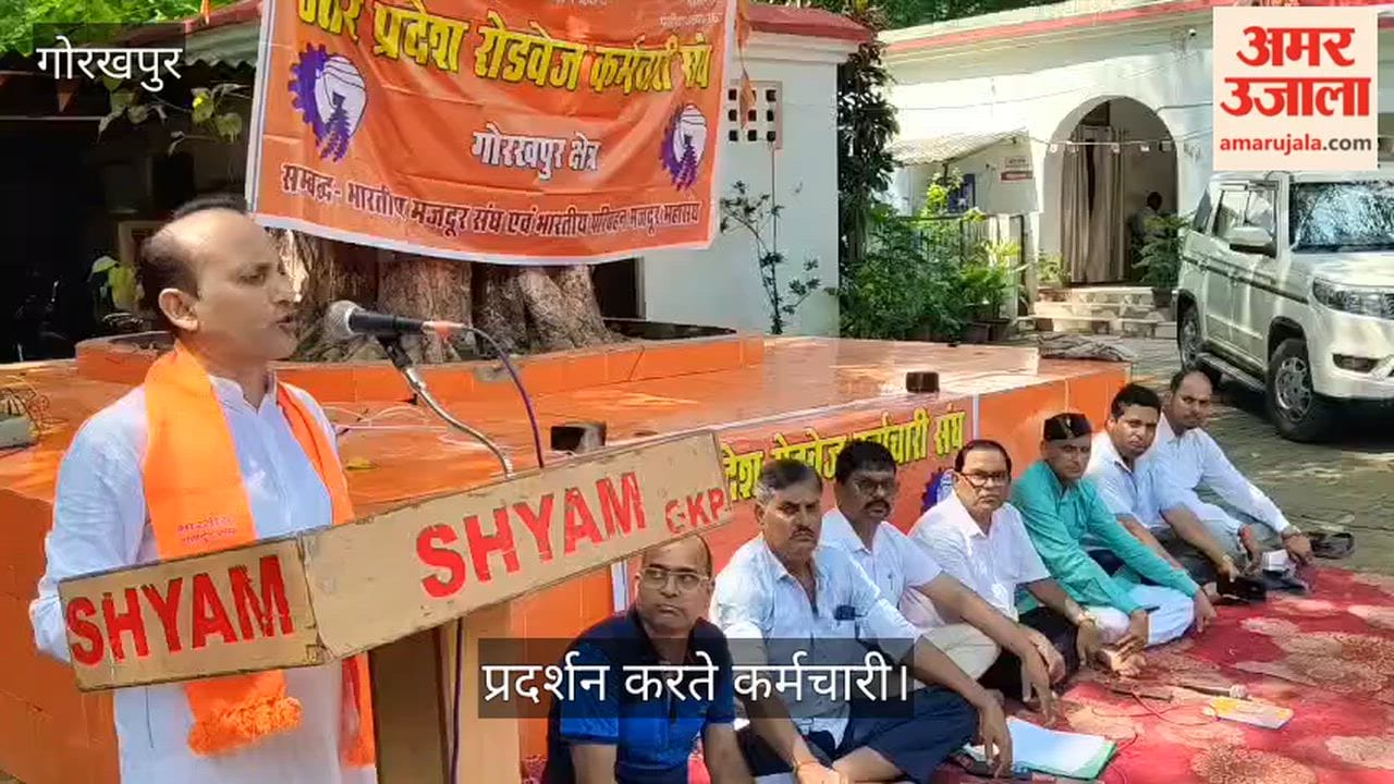 Roadways employees stage a sit-in over 17 demands.