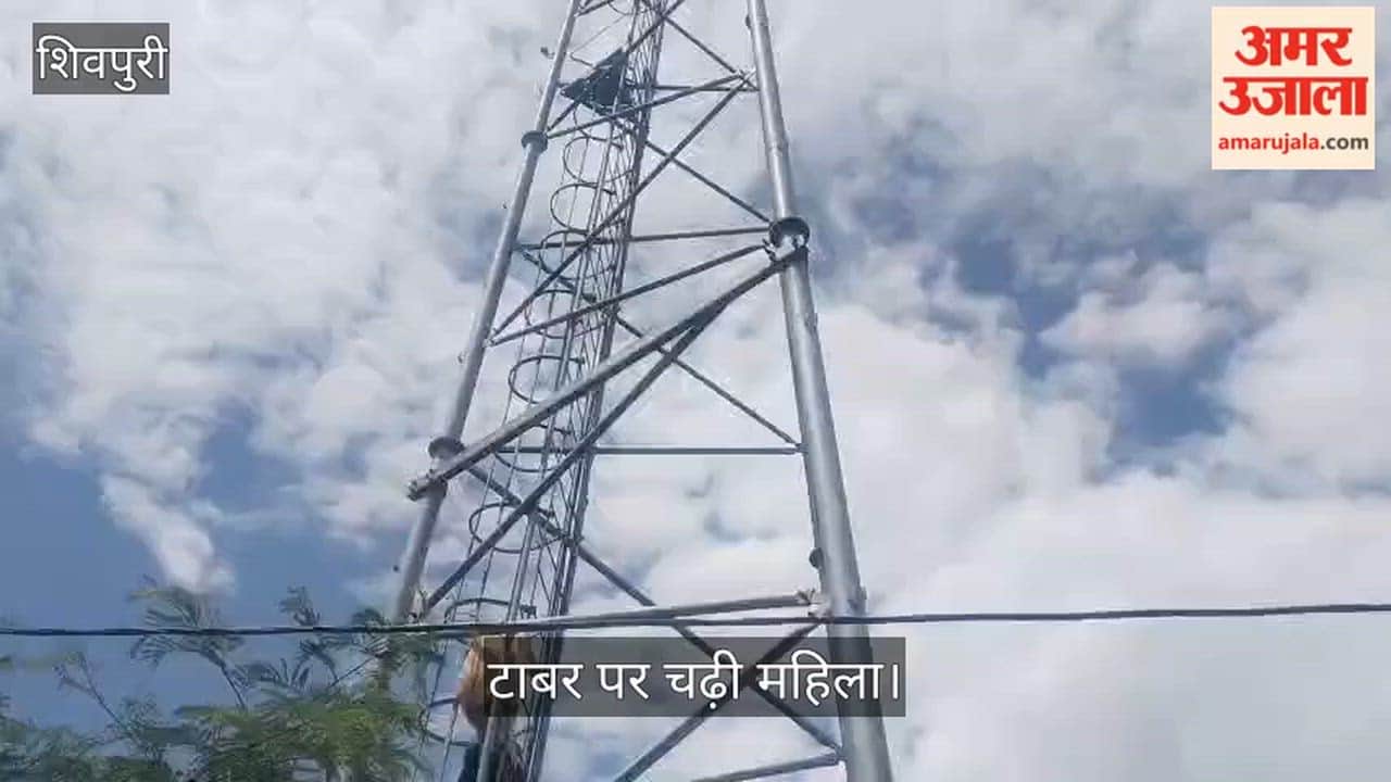Women climbed a mobile tower demanding a liquor ban; they came down after receiving assurances from police.