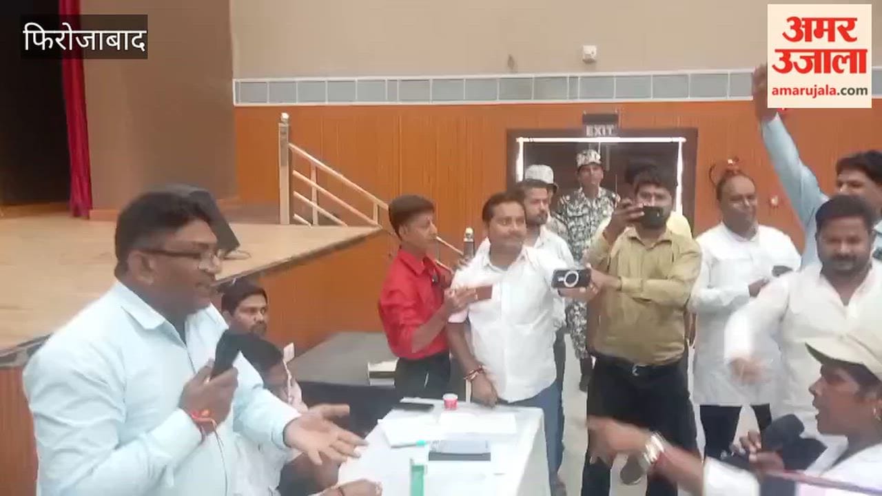 Councilors create ruckus at Firozabad Municipal Corporation demand removal of XEN
