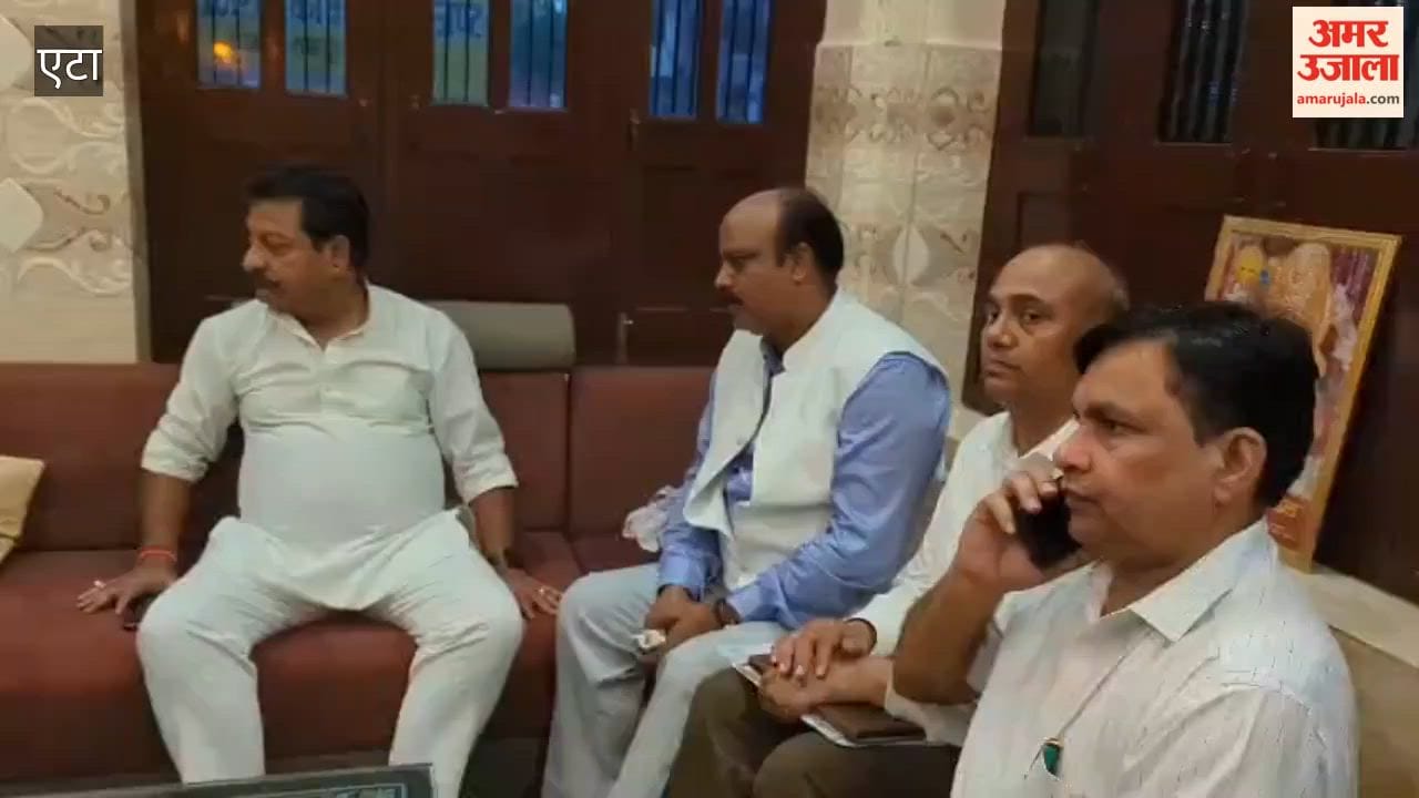Momentum builds for Graduate MLC elections candidate Ambarish Pal Singh holds meeting with supporters