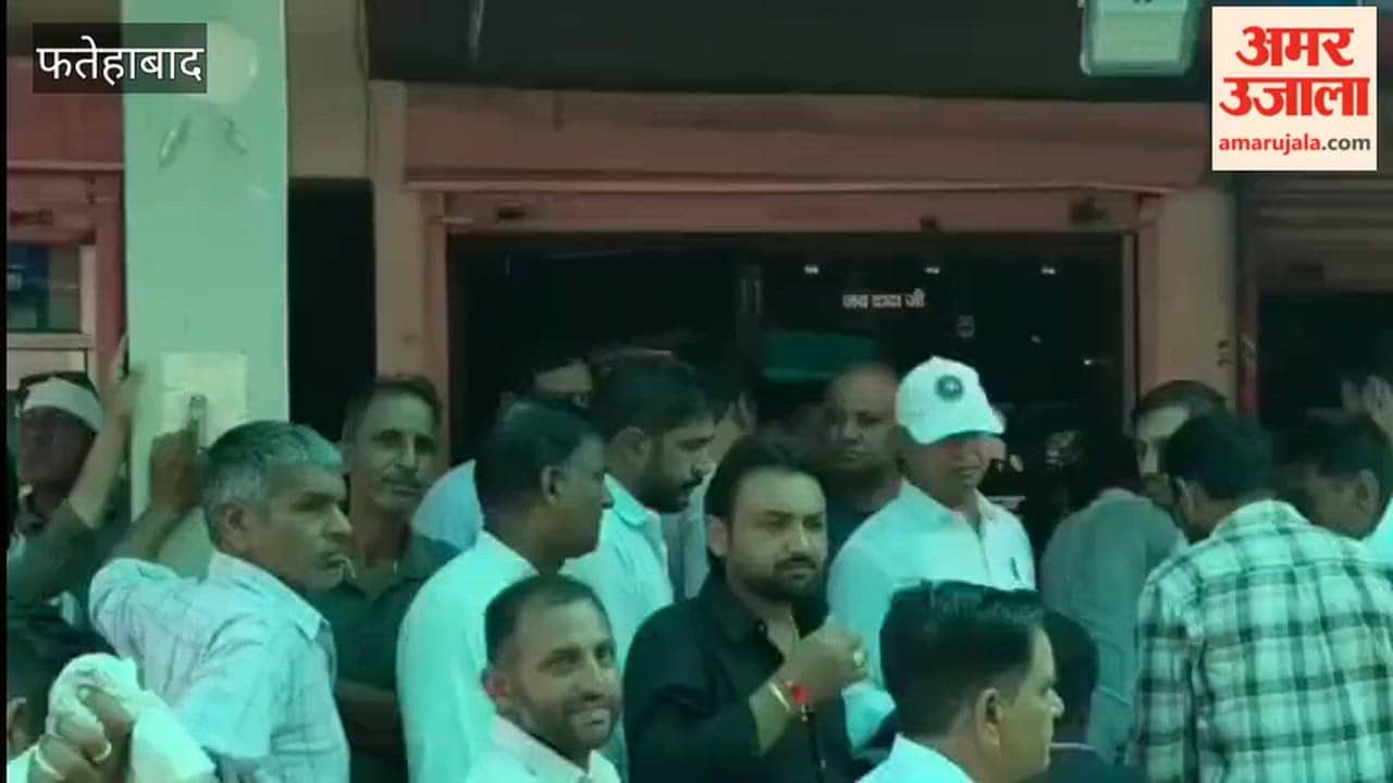 Fatehabad: New twist in the Auto Market leadership dispute due to opposition from shopkeepers.