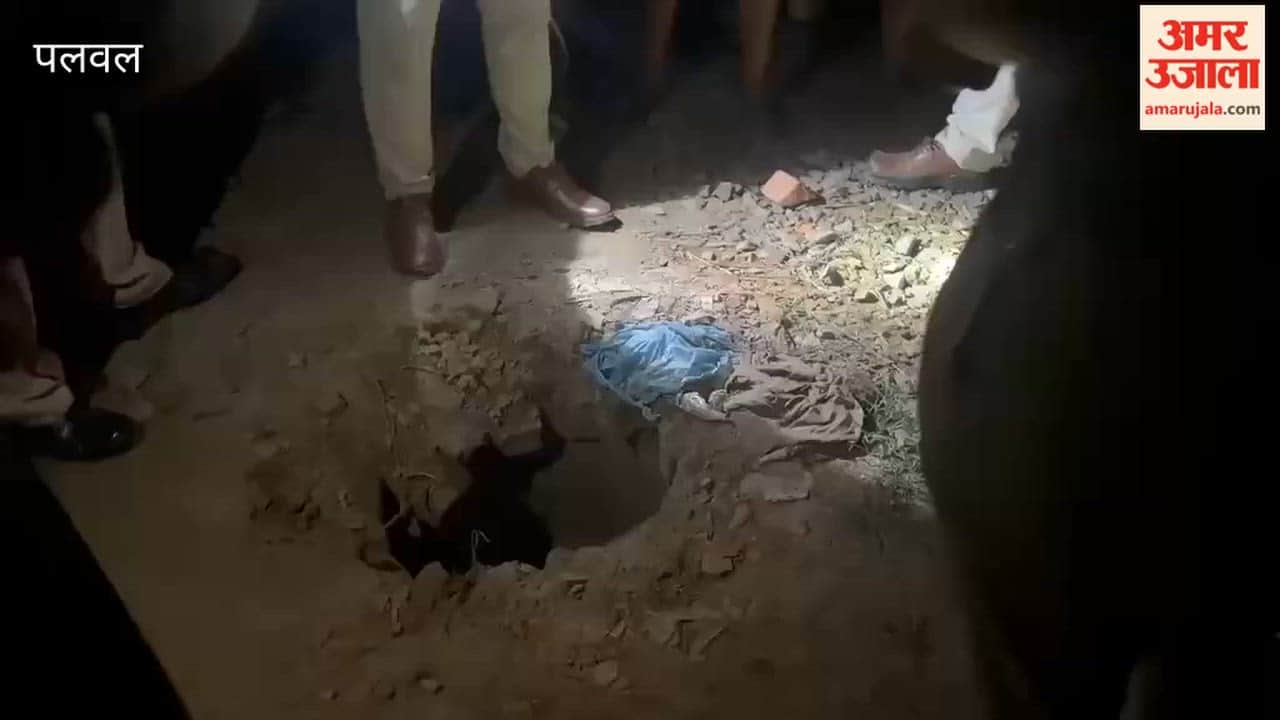 4 year old girl Deepanshi dies after falling into an open sewer
