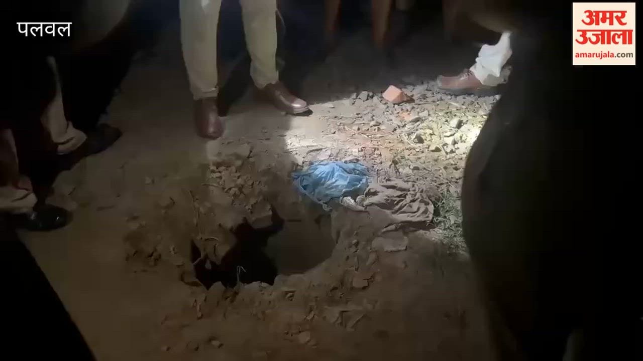 4 year old girl Deepanshi dies after falling into an open sewer