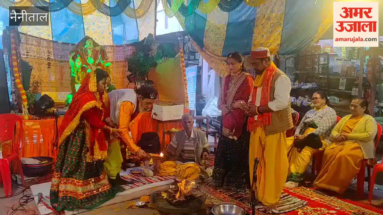 Hundreds of devotees took prasad at the Ganesh festival bhandara in nainital