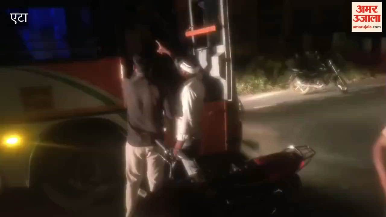 Motorcyclists stopped bus on highway and beat up driver