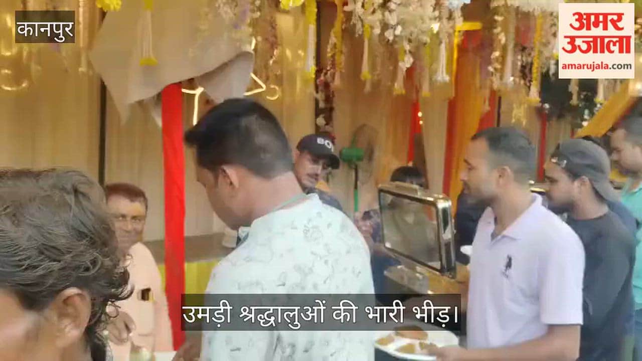 Chants of Jai Shri Radhe echoed along Kanpur Kalpi Road Bhandara organized