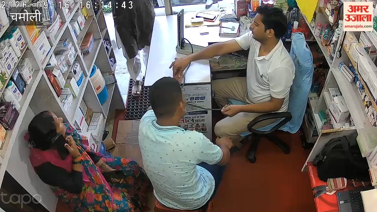 Medical store operator saves customer's life by administering CPR