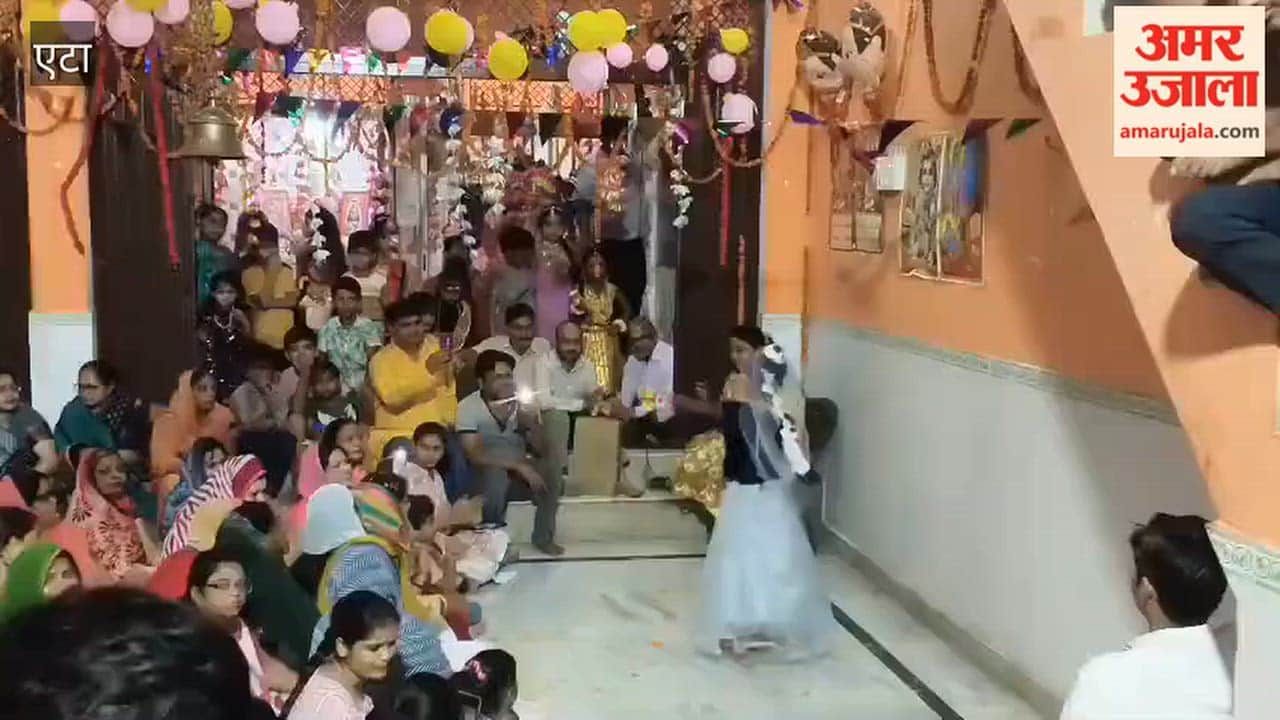 Children Perform at Ganesh Mahotsav in Sakit